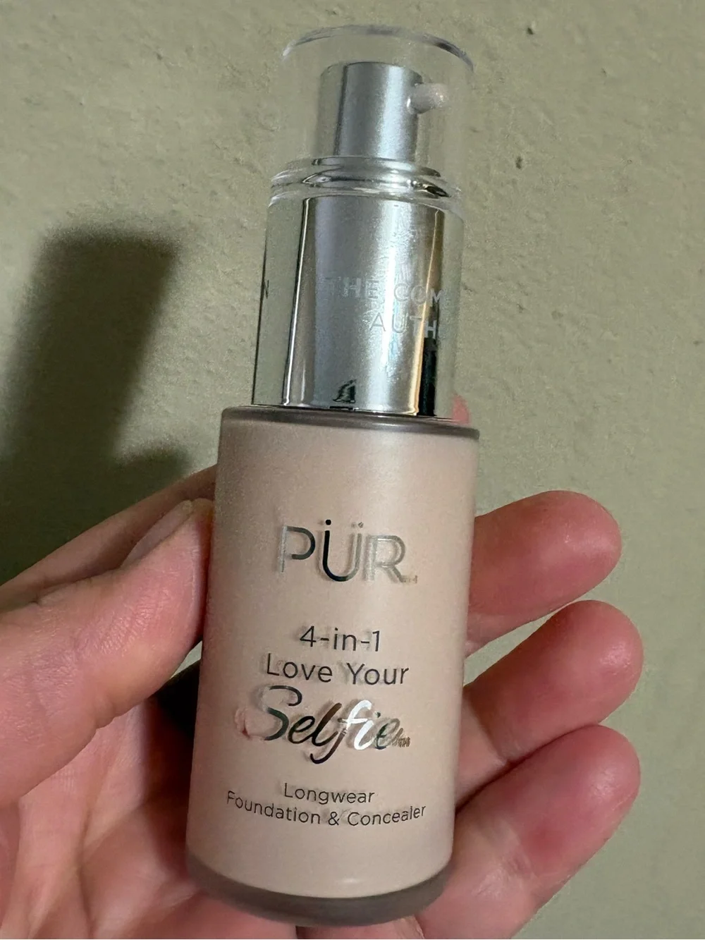 PÜR 4-in-1 Love Your Selfie Longwear Foundation & Concealer - LP2 Brand New